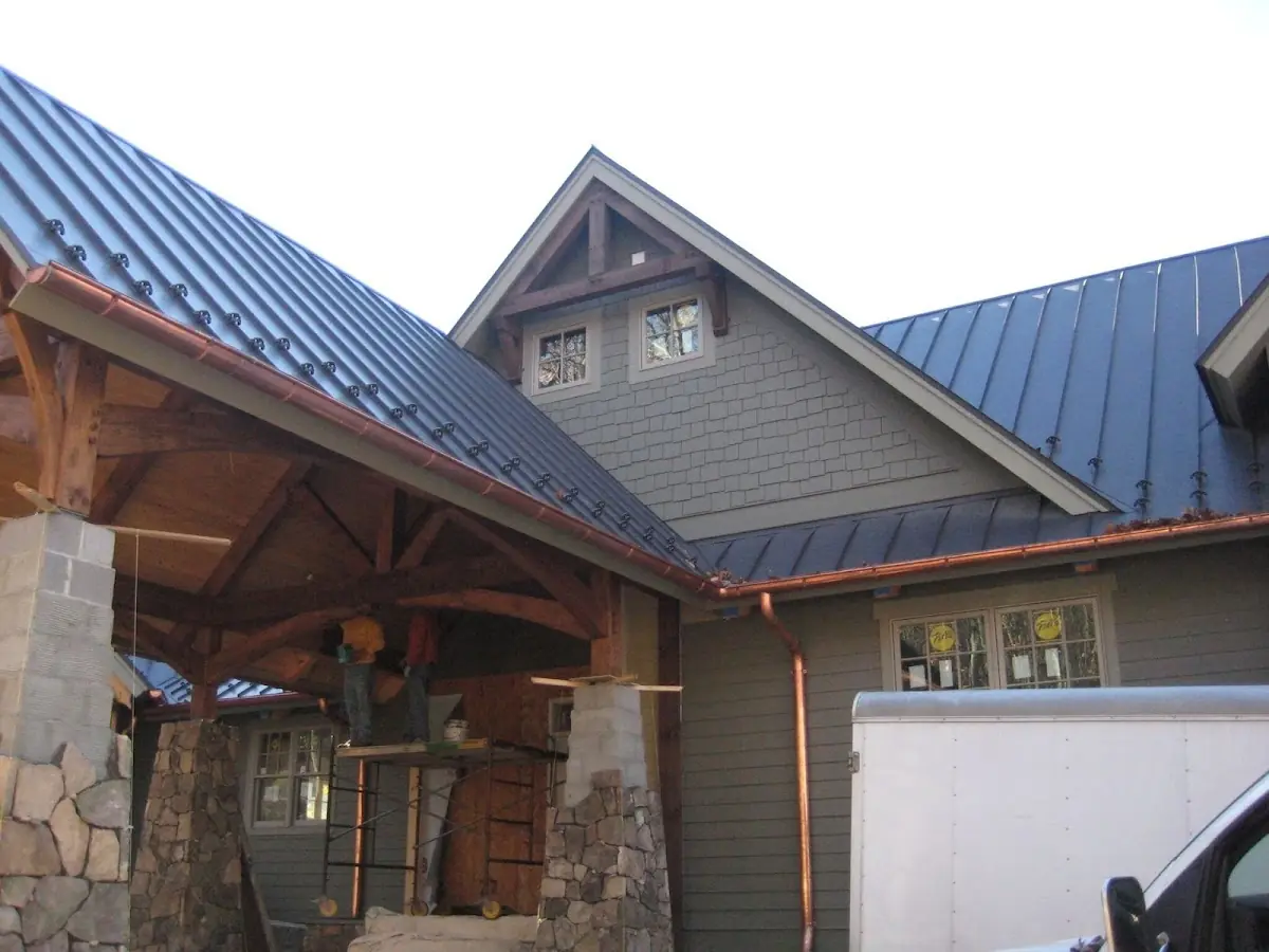 Craftsman Roofing team delivering quality roofing work in Lakeland Village